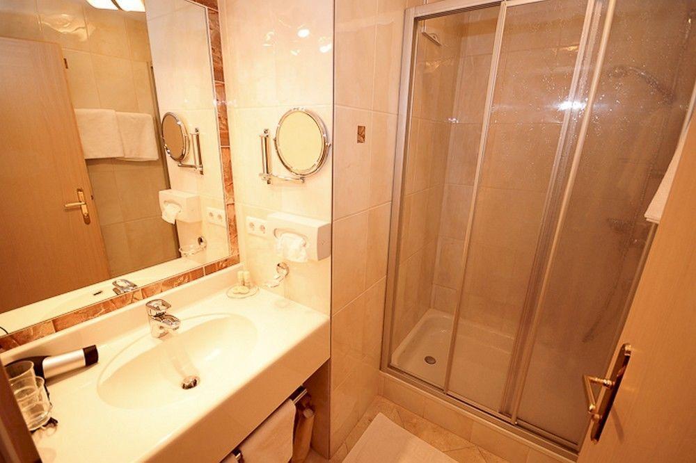 Apart Hotel Garni Strasser เซลล์ อัม ซิลลา ภายนอก รูปภาพ