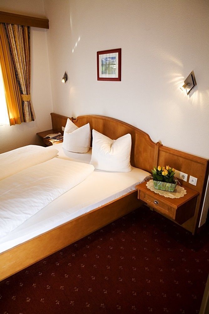 Apart Hotel Garni Strasser เซลล์ อัม ซิลลา ภายนอก รูปภาพ