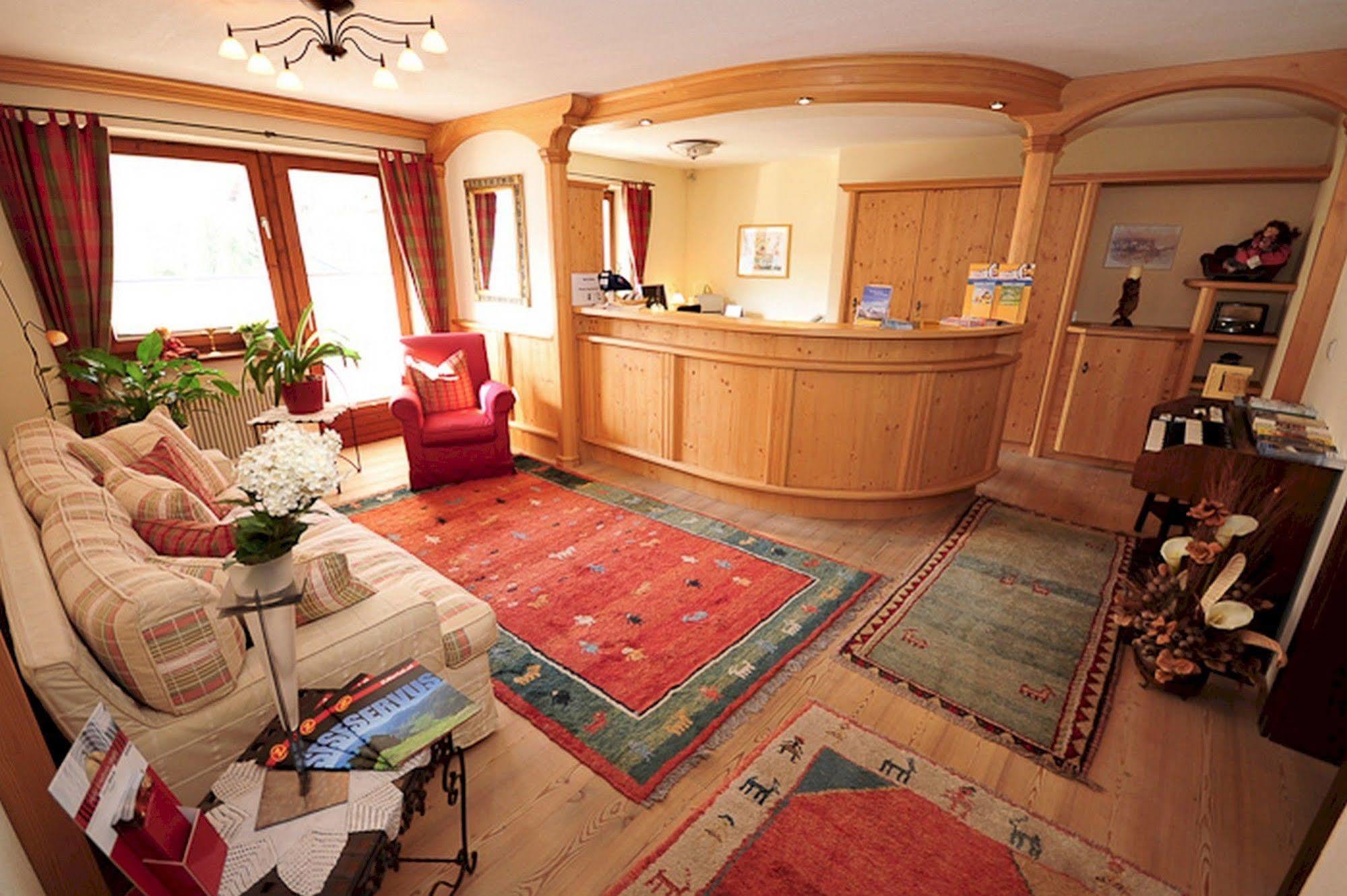Apart Hotel Garni Strasser เซลล์ อัม ซิลลา ภายนอก รูปภาพ