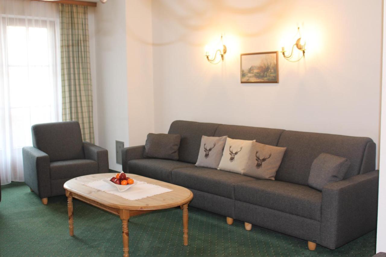 Apart Hotel Garni Strasser เซลล์ อัม ซิลลา ภายนอก รูปภาพ